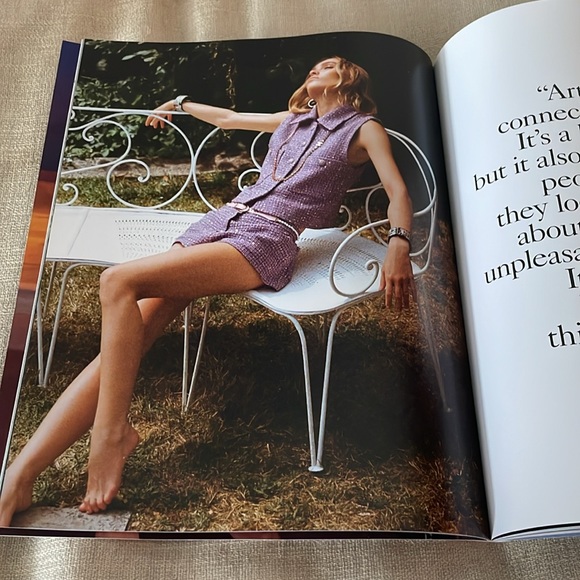 Chanel table book - Picture 4 of 4